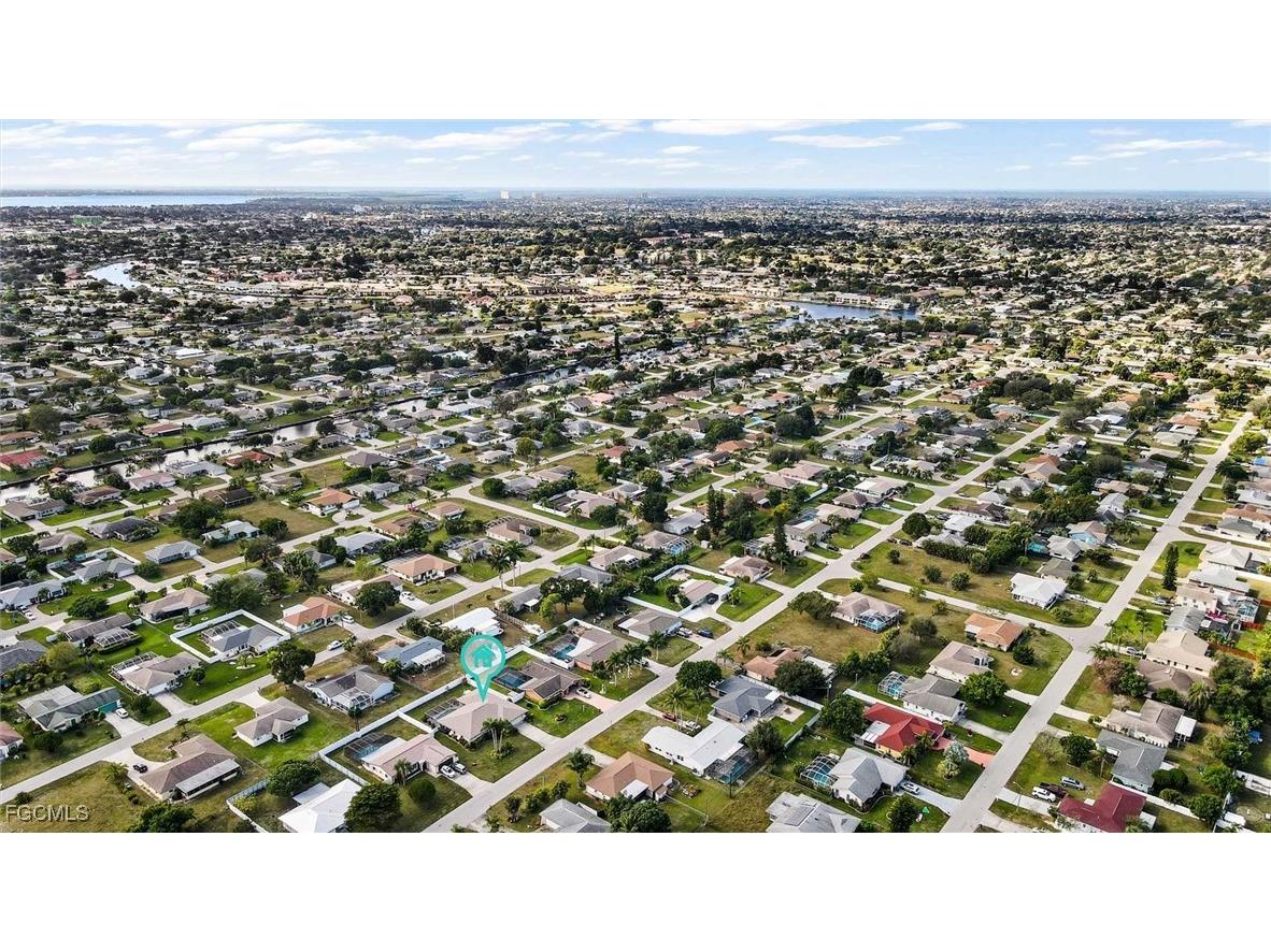 1426 SE 34th Terrace Cape Coral FL 33904 2025010116 image25