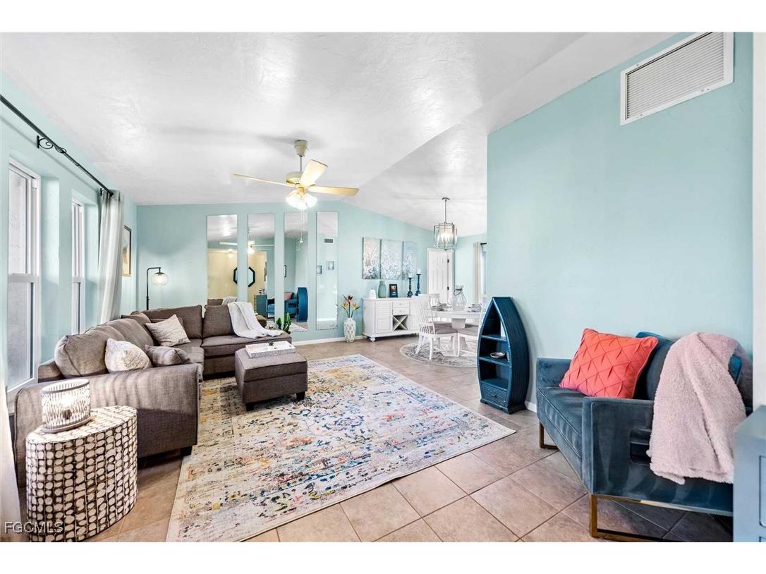 1426 SE 34th Terrace Cape Coral FL 33904 2025010116 image9