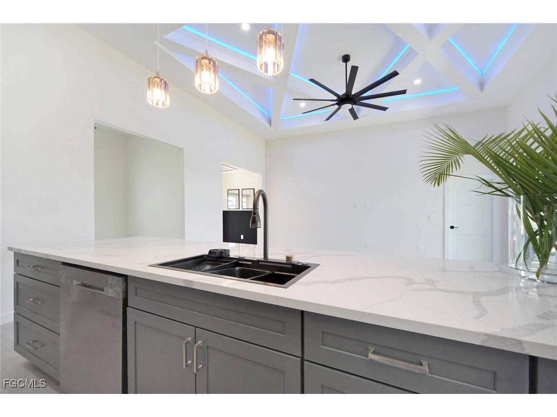 1426 SE 43rd Terrace Cape Coral FL 33904 2026001802 image18
