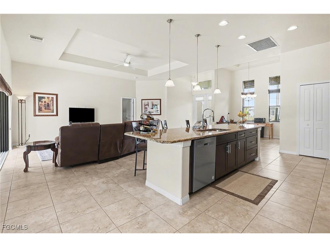 1426 SW 12th Terrace Cape Coral FL 33991 2025024887 image19