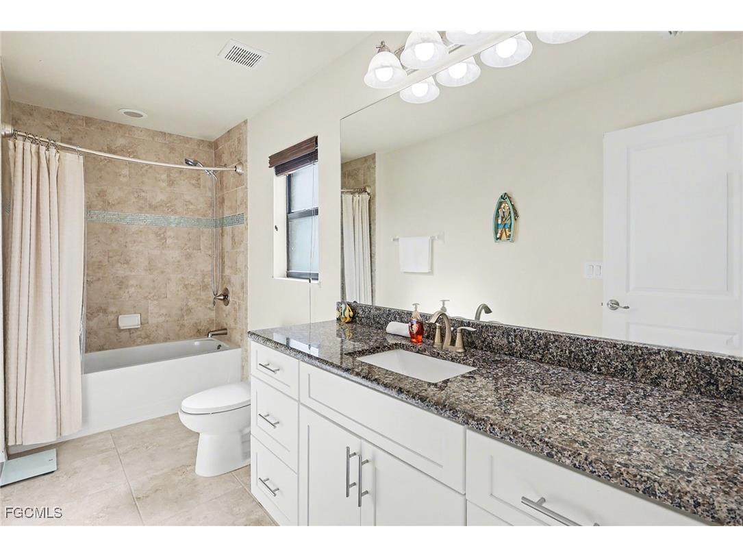 1426 SW 12th Terrace Cape Coral FL 33991 2025024887 image35