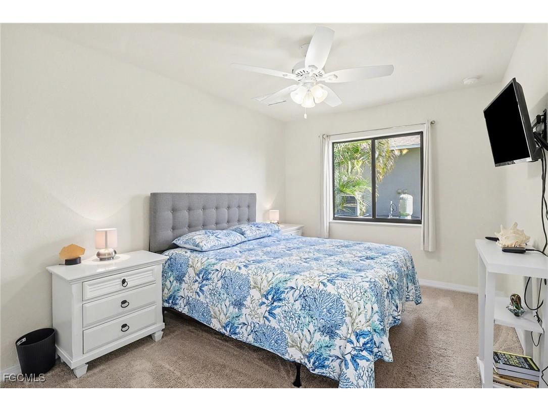 1426 SW 12th Terrace Cape Coral FL 33991 2025024887 image36