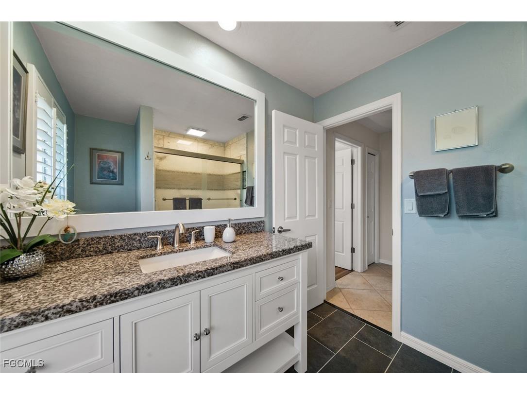 1426 Sand Castle Road Sanibel FL 33957 2025017830 image28