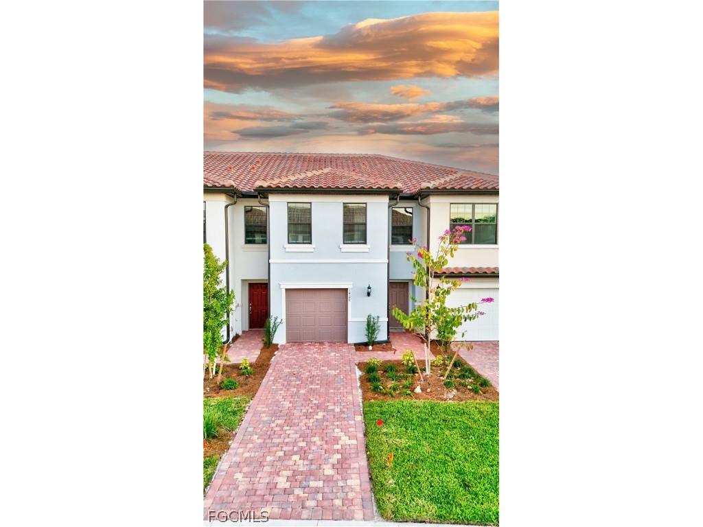 1426 Weeping Willow Court Cape Coral FL 33909 2026007198 image2