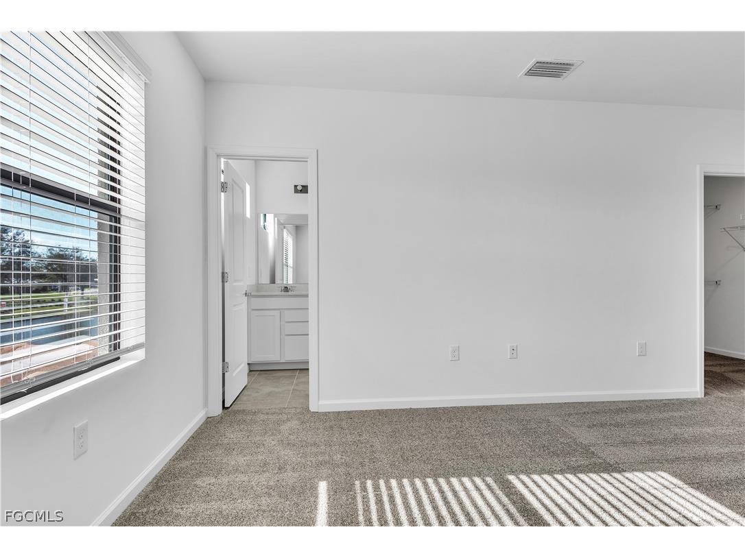 1426 Weeping Willow Court Cape Coral FL 33909 2026007198 image8