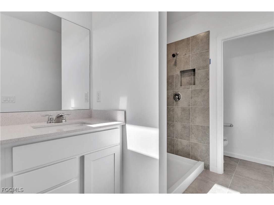 1426 Weeping Willow Court Cape Coral FL 33909 2026007198 image9