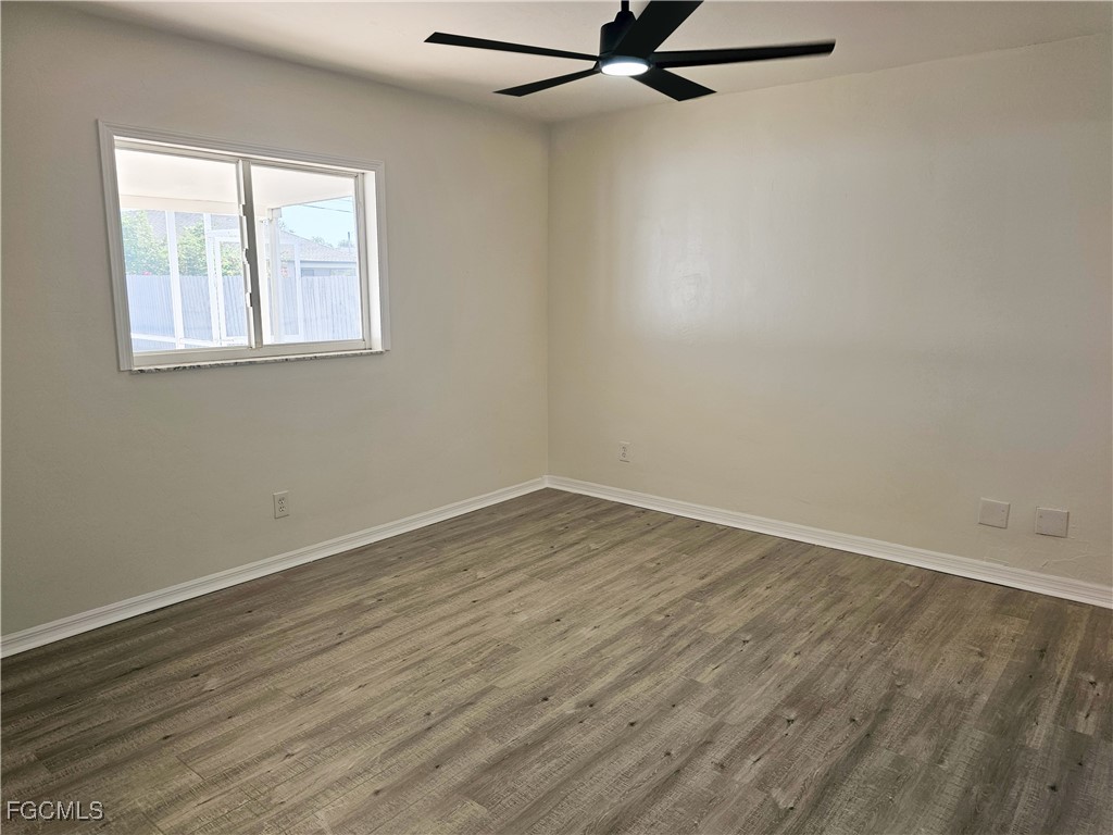 1427 SE 8th Avenue Cape Coral FL 33990 2025022674 image11