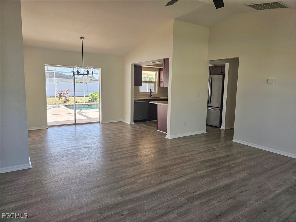 1427 SE 8th Avenue Cape Coral FL 33990 2025022674 image3