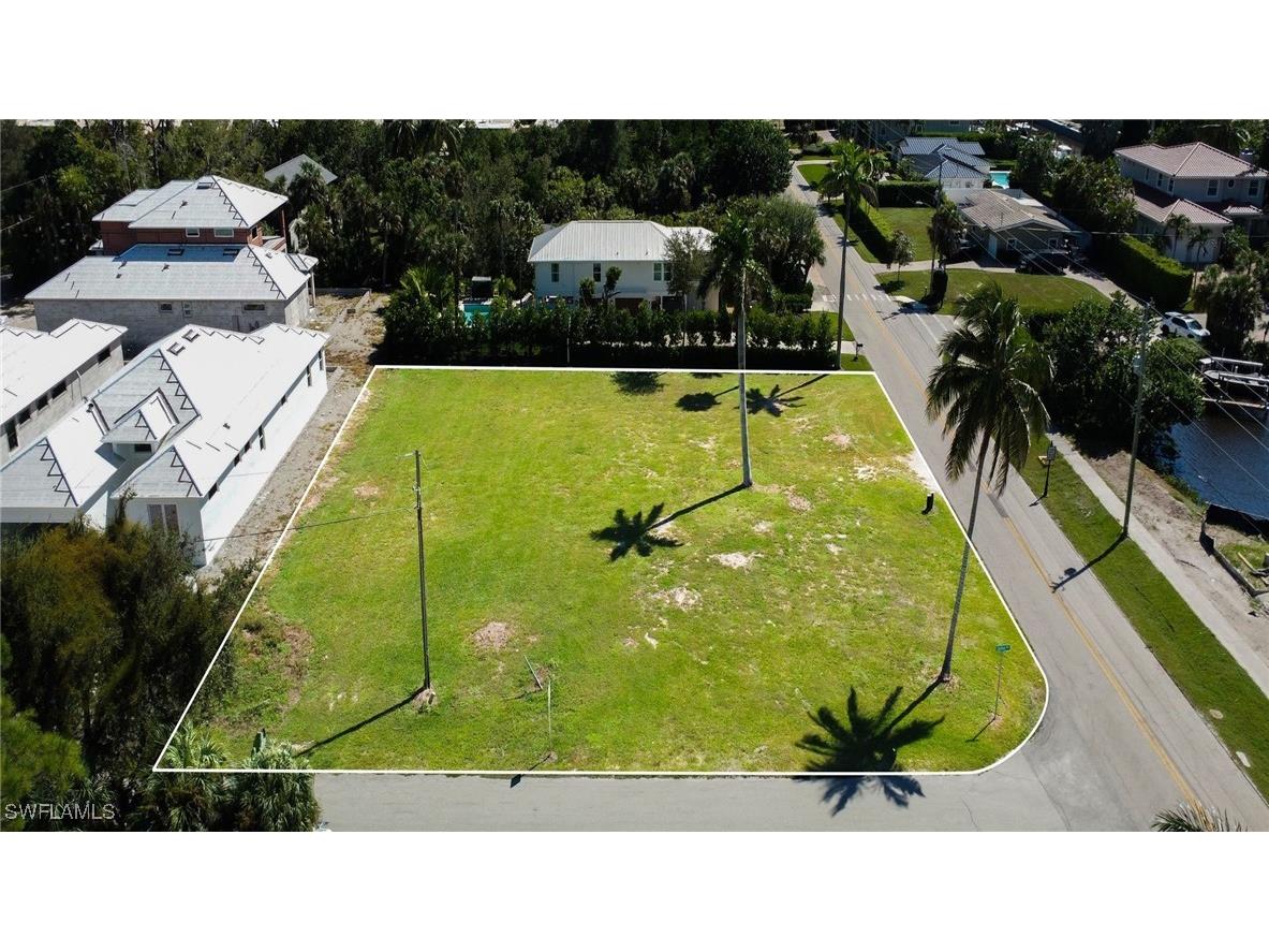 1427 Sandpiper Street Naples FL 34102 225072617 image6