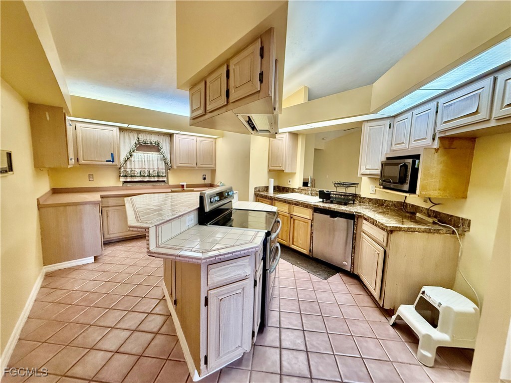 1427 Scenic Street Lehigh Acres FL 33936 2025019638 image9