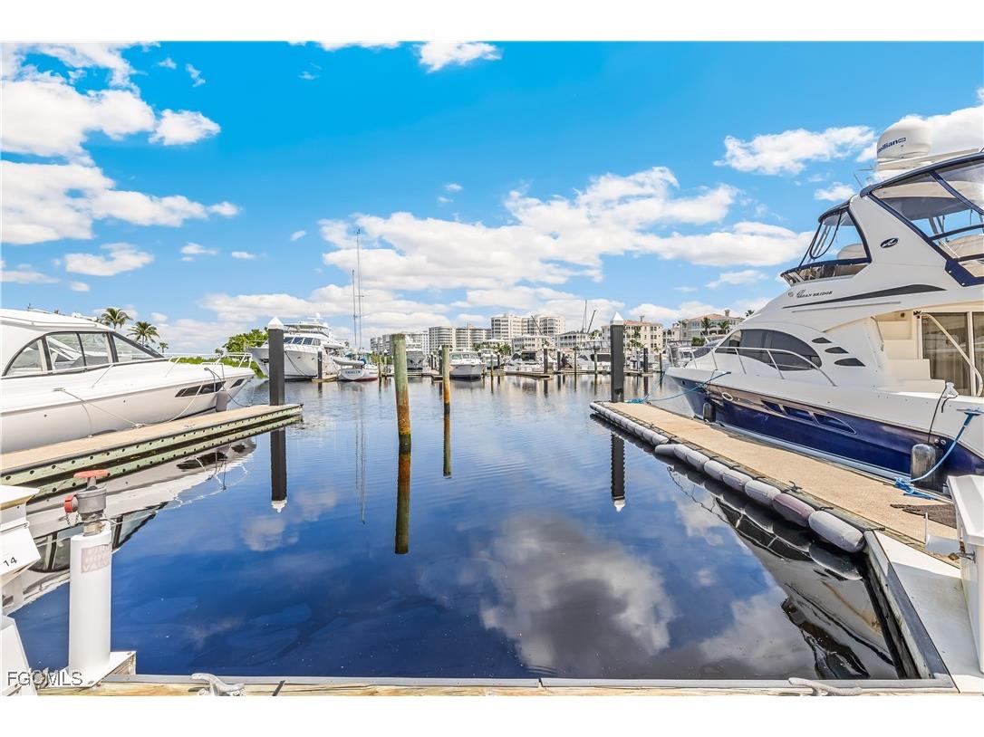 14270 Royal Harbour Court #1122 Fort Myers FL 33908 2025024986 image3