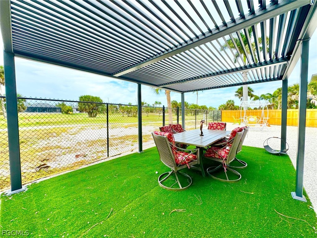 14271 Sandarac Drive Bokeelia FL 33922 2026006903 image10