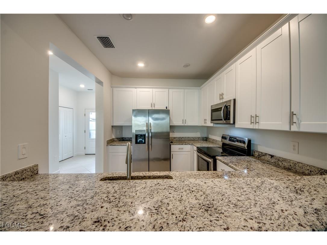 14274 Pine Lodge Lane Fort Myers FL 33913 2026002834 image6