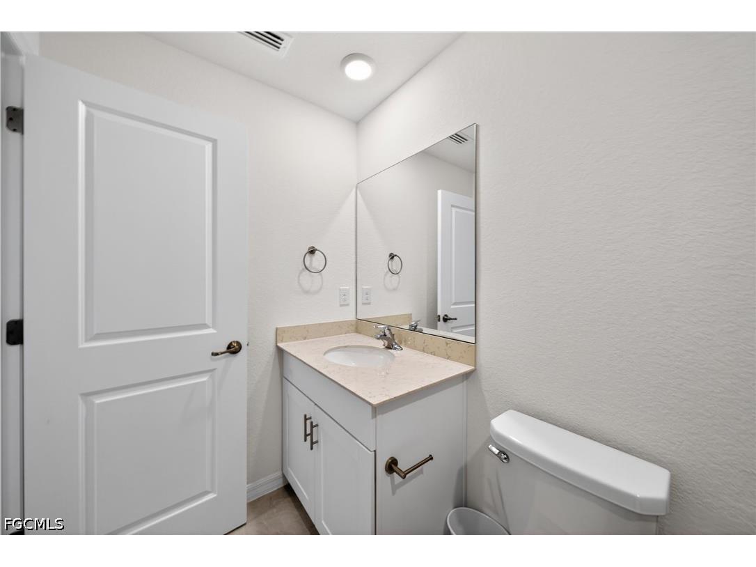 14275 Oviedo Place Fort Myers FL 33905 2026019465 image16