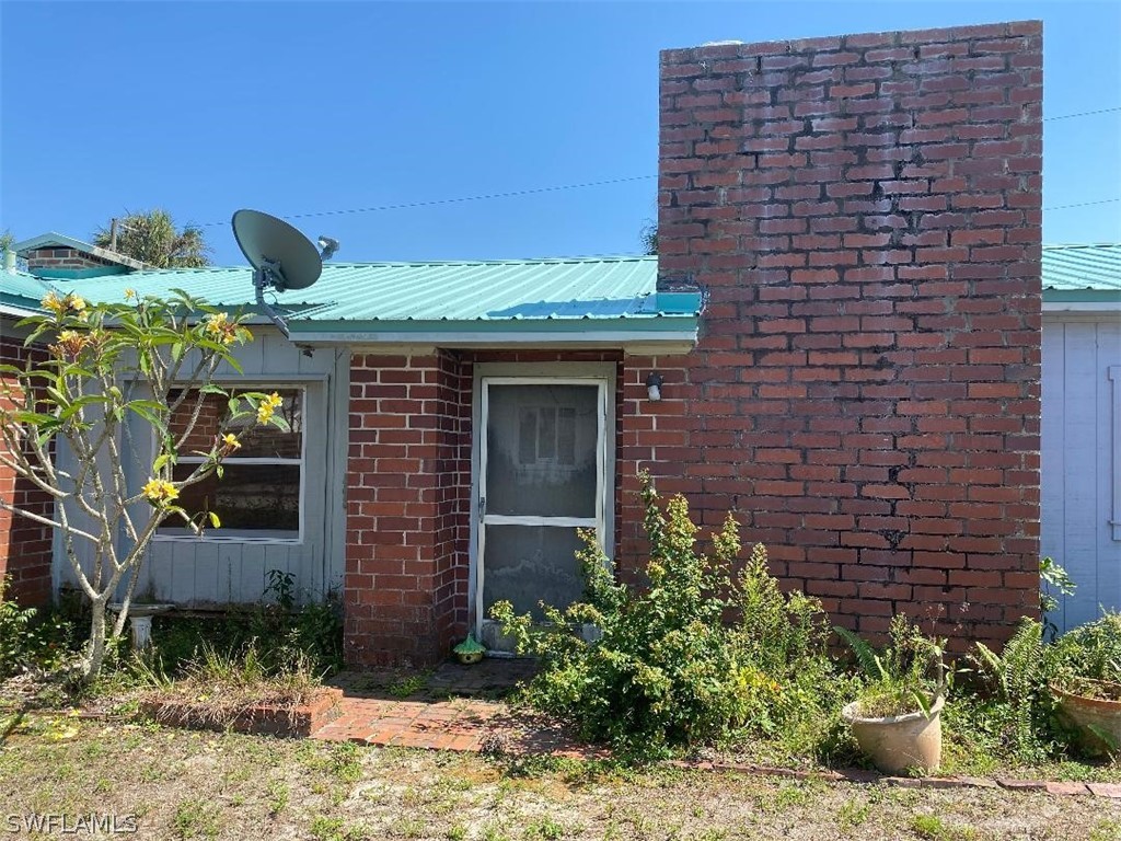 1428 Coconut Drive Fort Myers FL 33901 224041520 image1