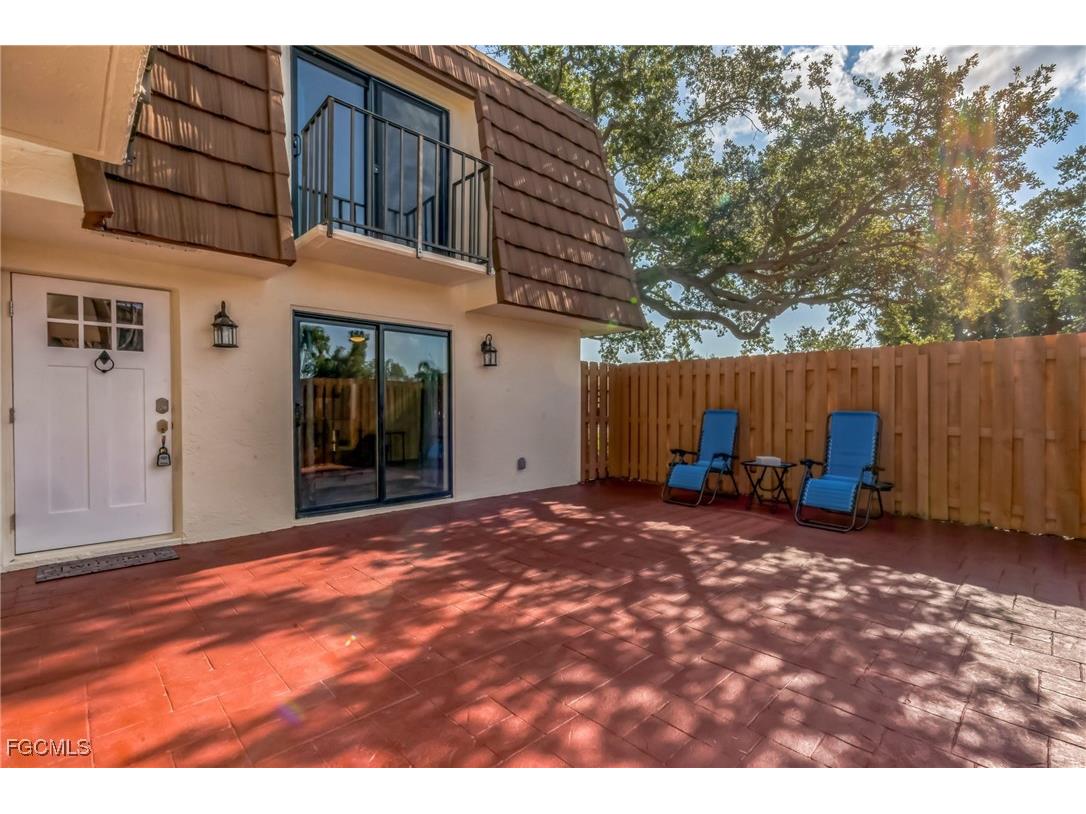 1428 Park Shore Circle #2 Fort Myers FL 33901 2025008740 image4