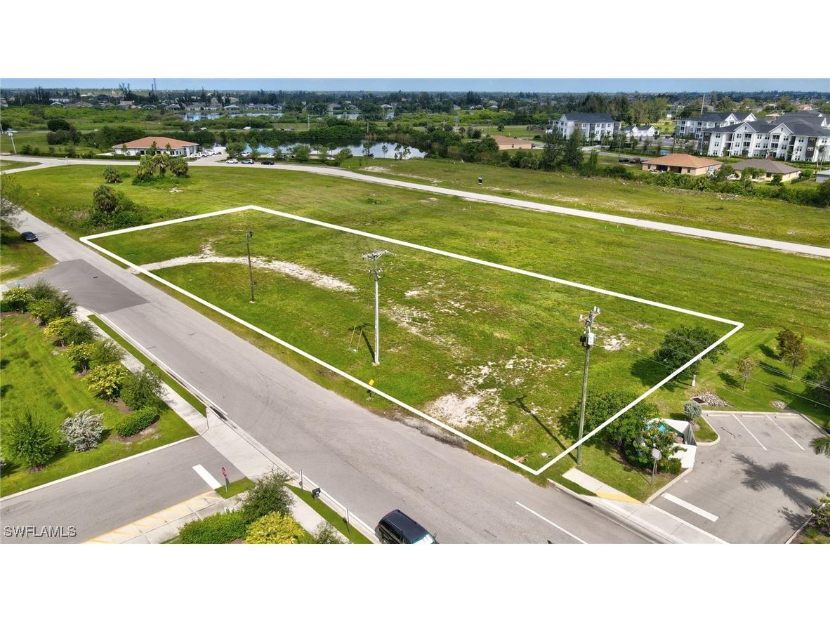 1429 Ceitus Terrace Cape Coral FL 33991 225065316 image1