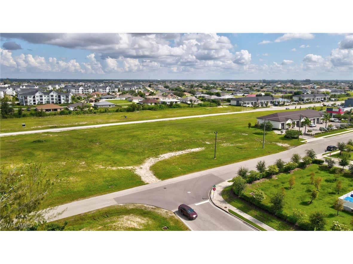 1429 Ceitus Terrace Cape Coral FL 33991 225065316 image5