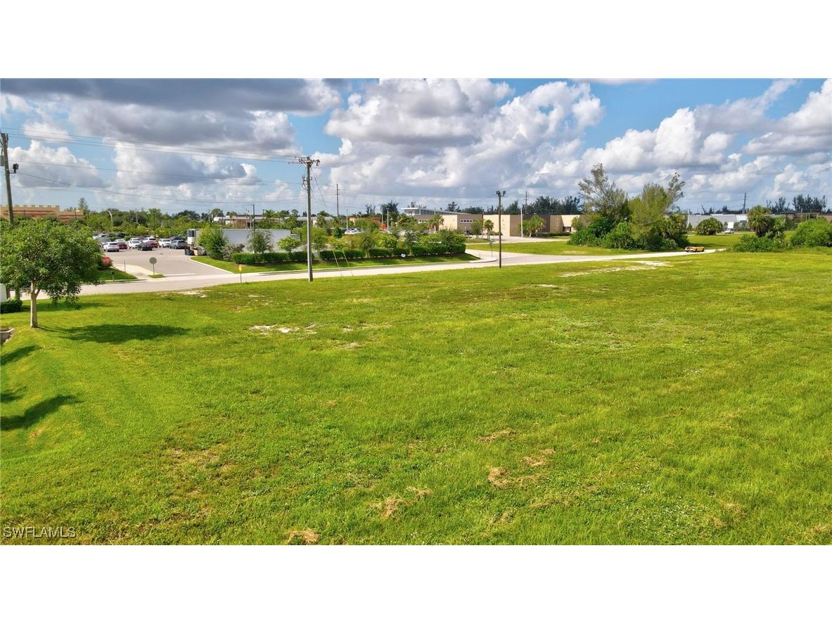 1429 Ceitus Terrace Cape Coral FL 33991 225065316 image8