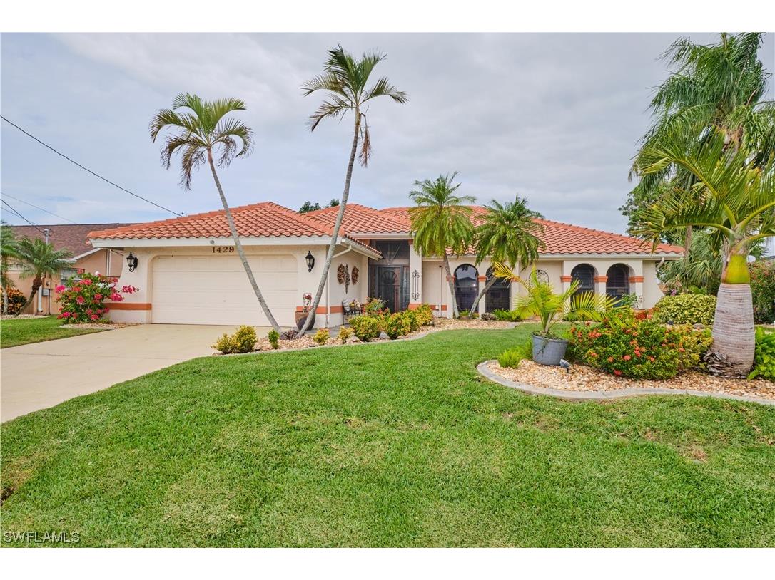 1429 SE 23rd Terrace Cape Coral FL 33990 224004109 image1