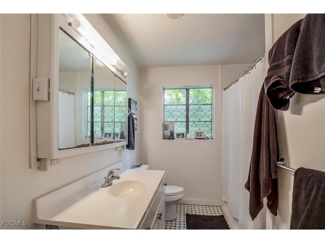 1429 Sandra Drive Fort Myers FL 33901 2025014805 image15