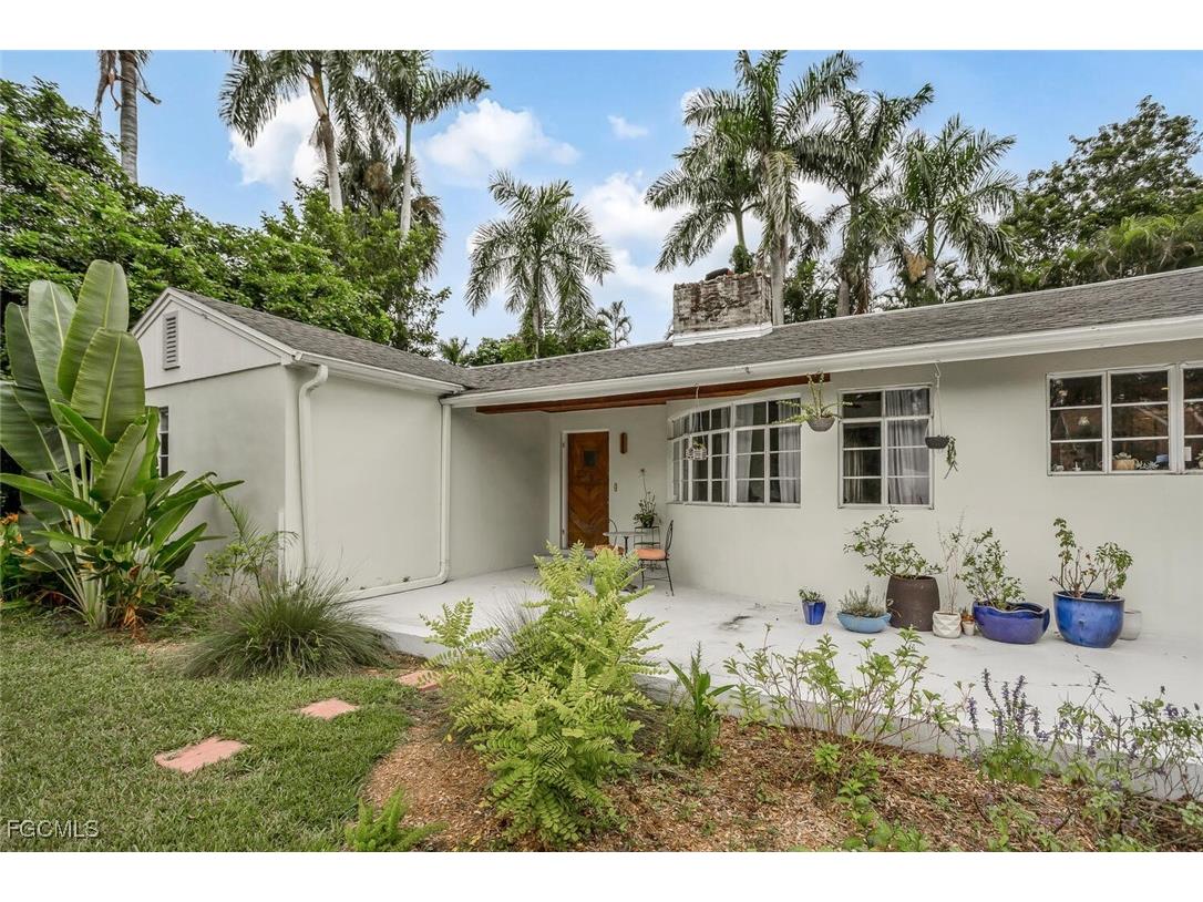 1429 Sandra Drive Fort Myers FL 33901 2025014805 image4