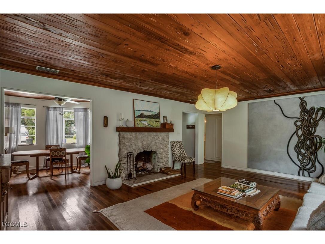1429 Sandra Drive Fort Myers FL 33901 2025014805 image7