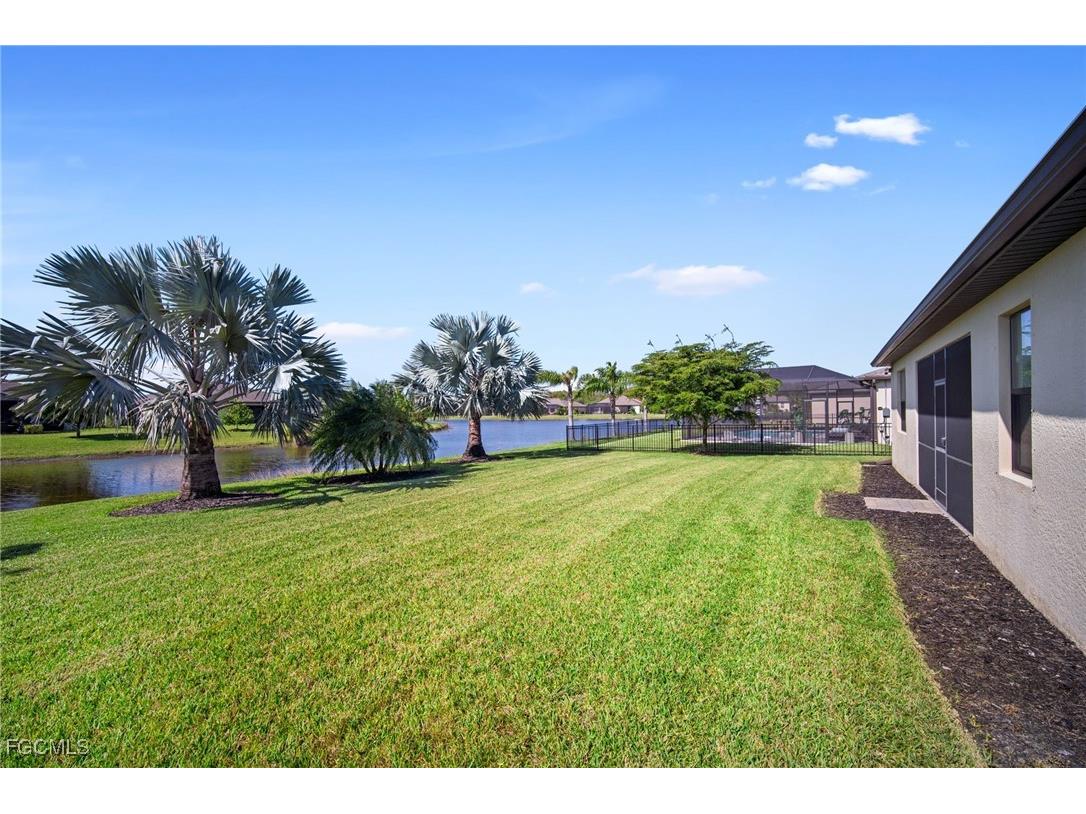 14298 Mindello Drive Fort Myers FL 33905 2025018739 image39