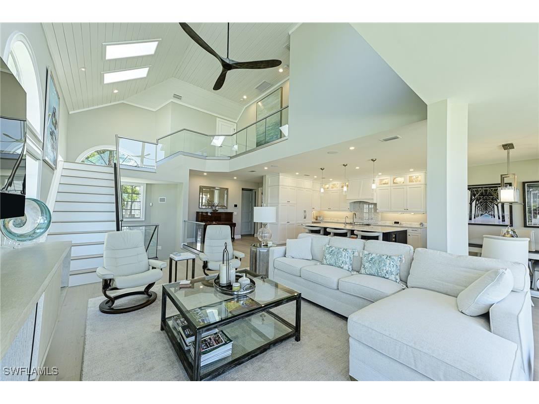 143 Barefoot Circle #5 Bonita Springs FL 34134 225081963 image12