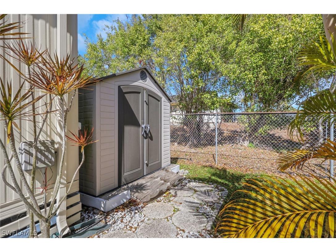 143 Moorhead Manor #143 Naples FL 34112 226008682 image25