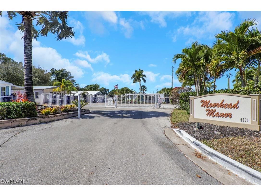 143 Moorhead Manor #143 Naples FL 34112 226008682 image27