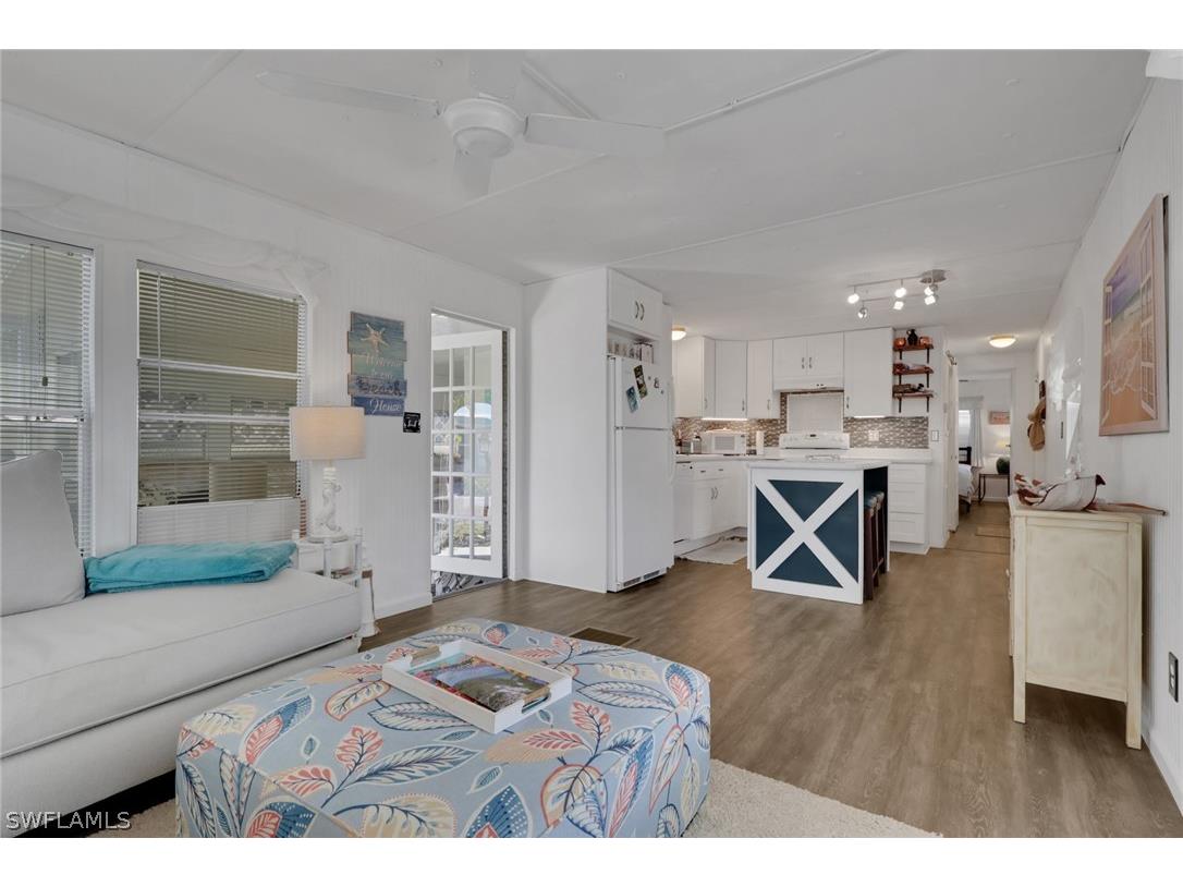 143 Moorhead Manor #143 Naples FL 34112 226008682 image3