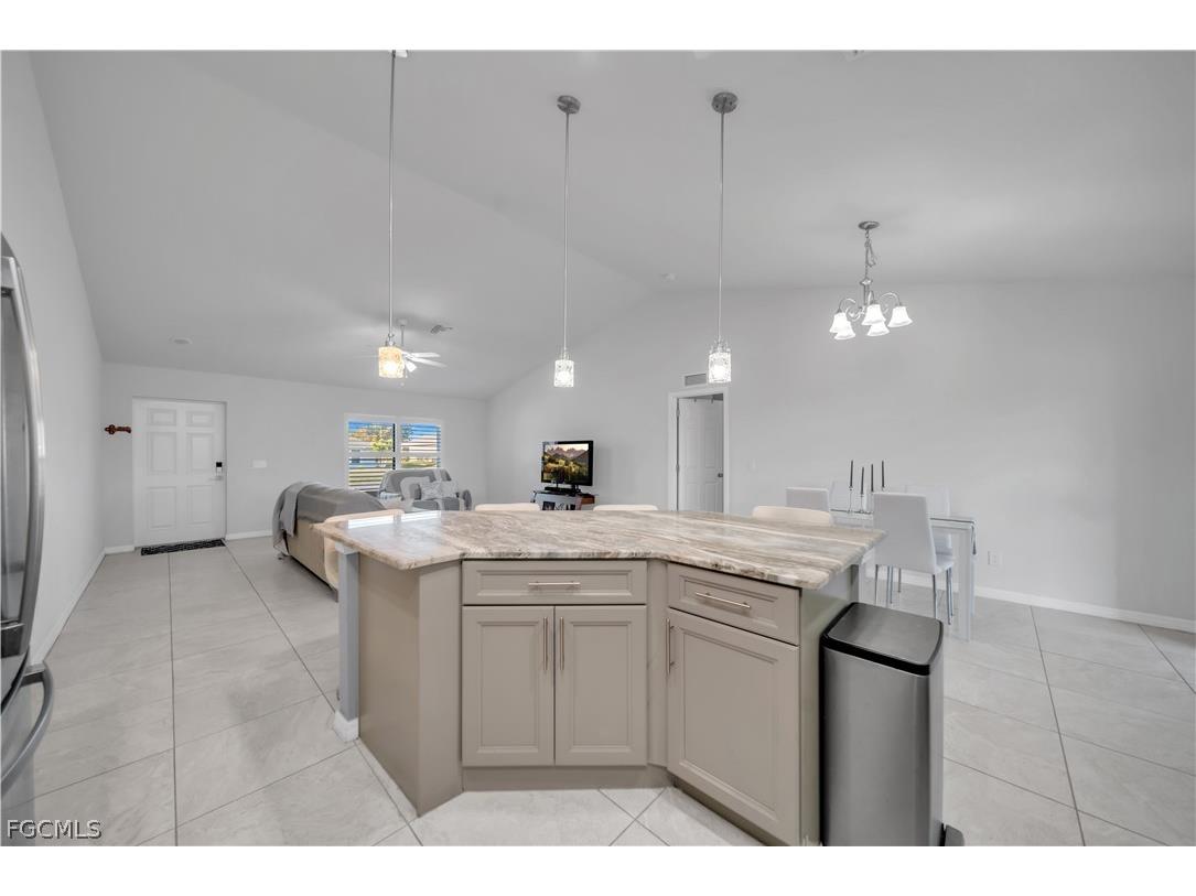 1430 SW 4th Lane Cape Coral FL 33991 2026007197 image10