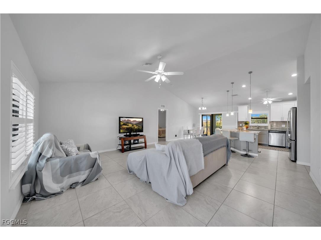 1430 SW 4th Lane Cape Coral FL 33991 2026007197 image12