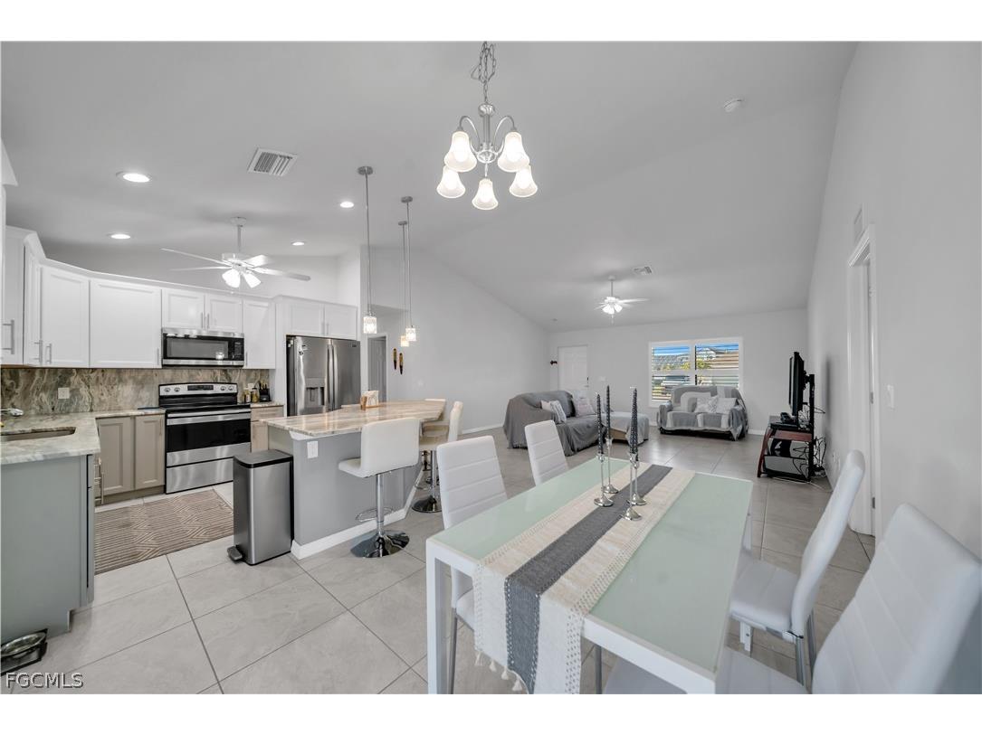 1430 SW 4th Lane Cape Coral FL 33991 2026007197 image7