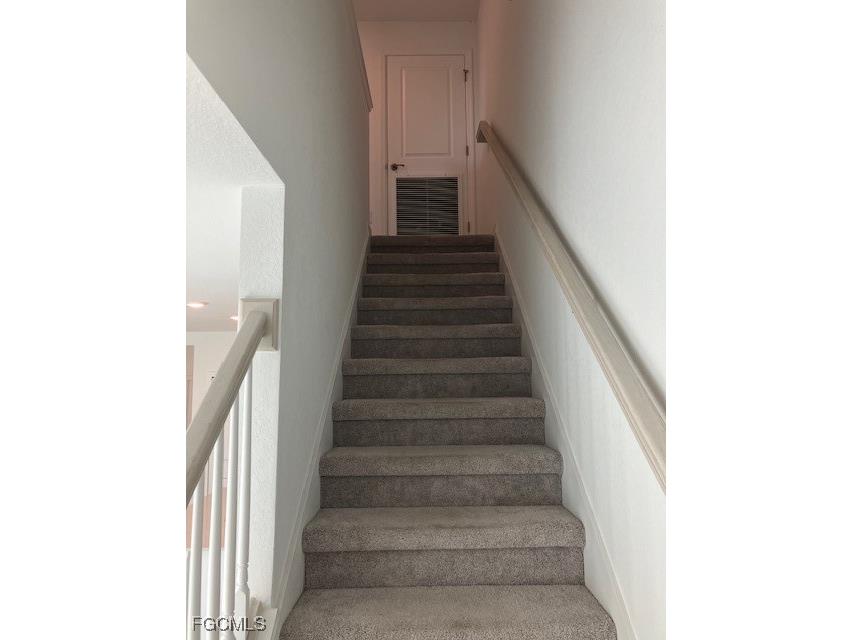 14309 Oviedo Place Fort Myers FL 33905 2025020287 image6