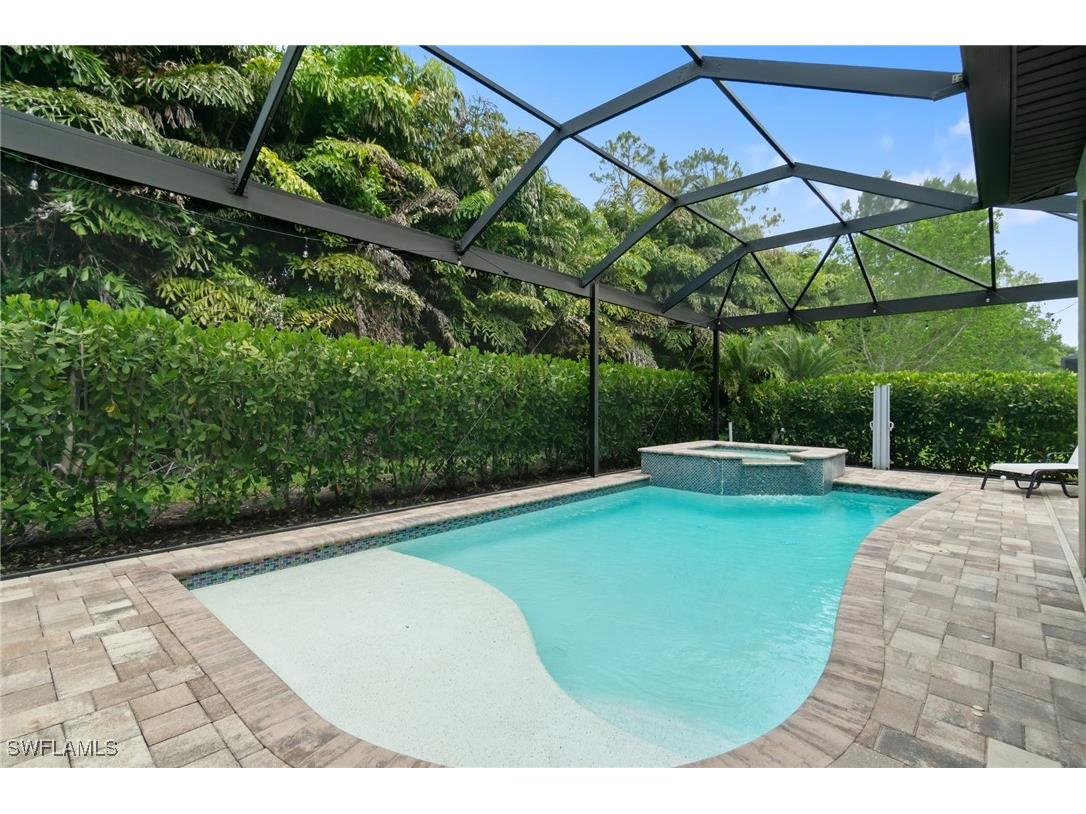 1431 Mockingbird Drive Naples FL 34120 225050828 image3