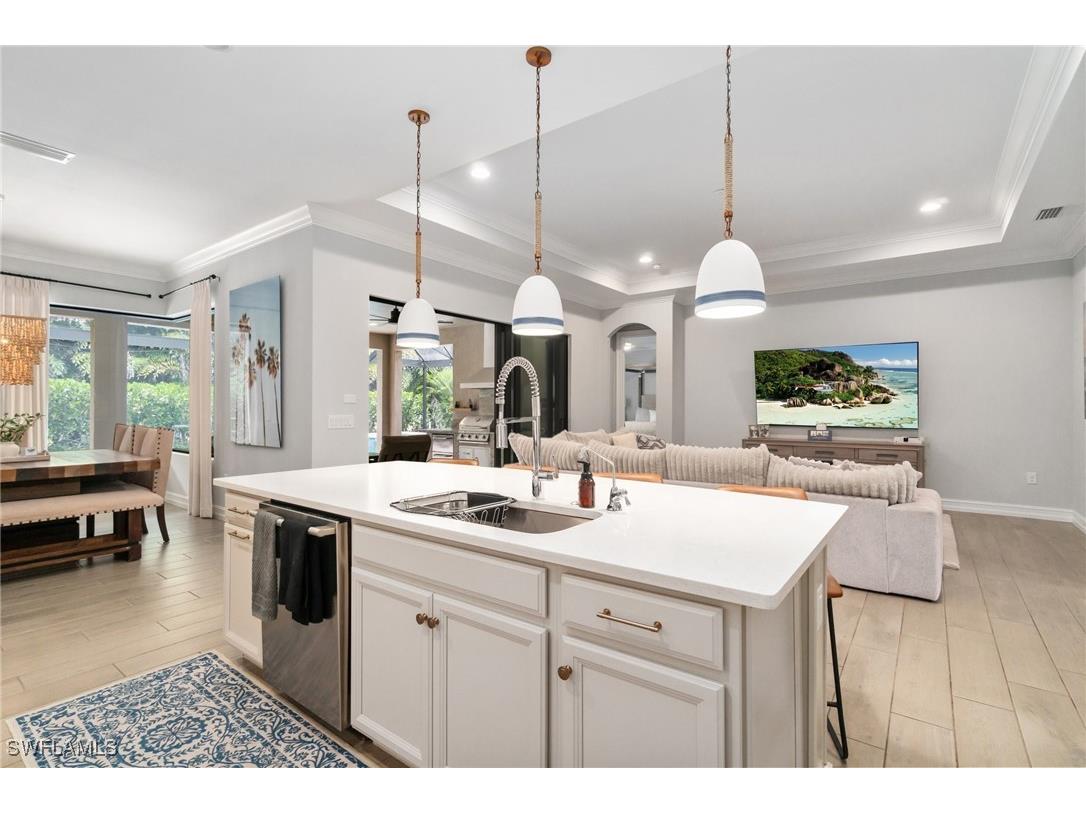 1431 Mockingbird Drive Naples FL 34120 225050828 image9