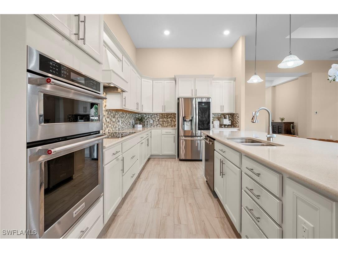 14310 Pine Hollow Drive Estero FL 33928 226005041 image4