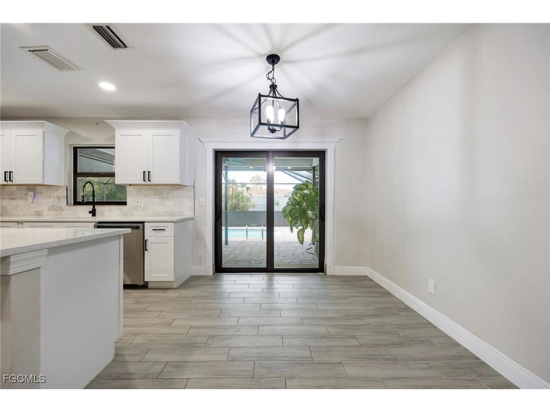 1432 SE 11th Street Cape Coral FL 33990 2025005694 image17