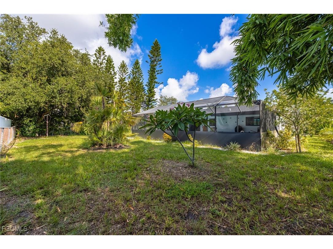 1432 SE 11th Street Cape Coral FL 33990 2025005694 image27