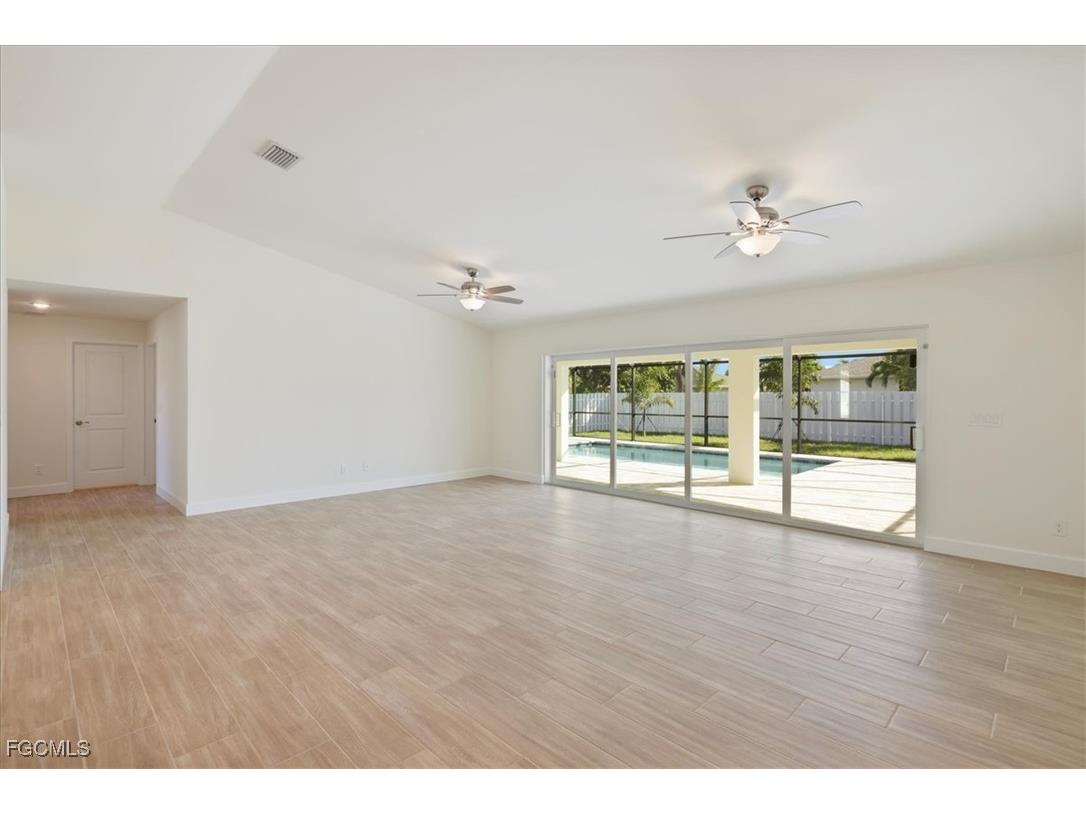 1432 SE 12th Street Cape Coral FL 33990 2025023950 image10