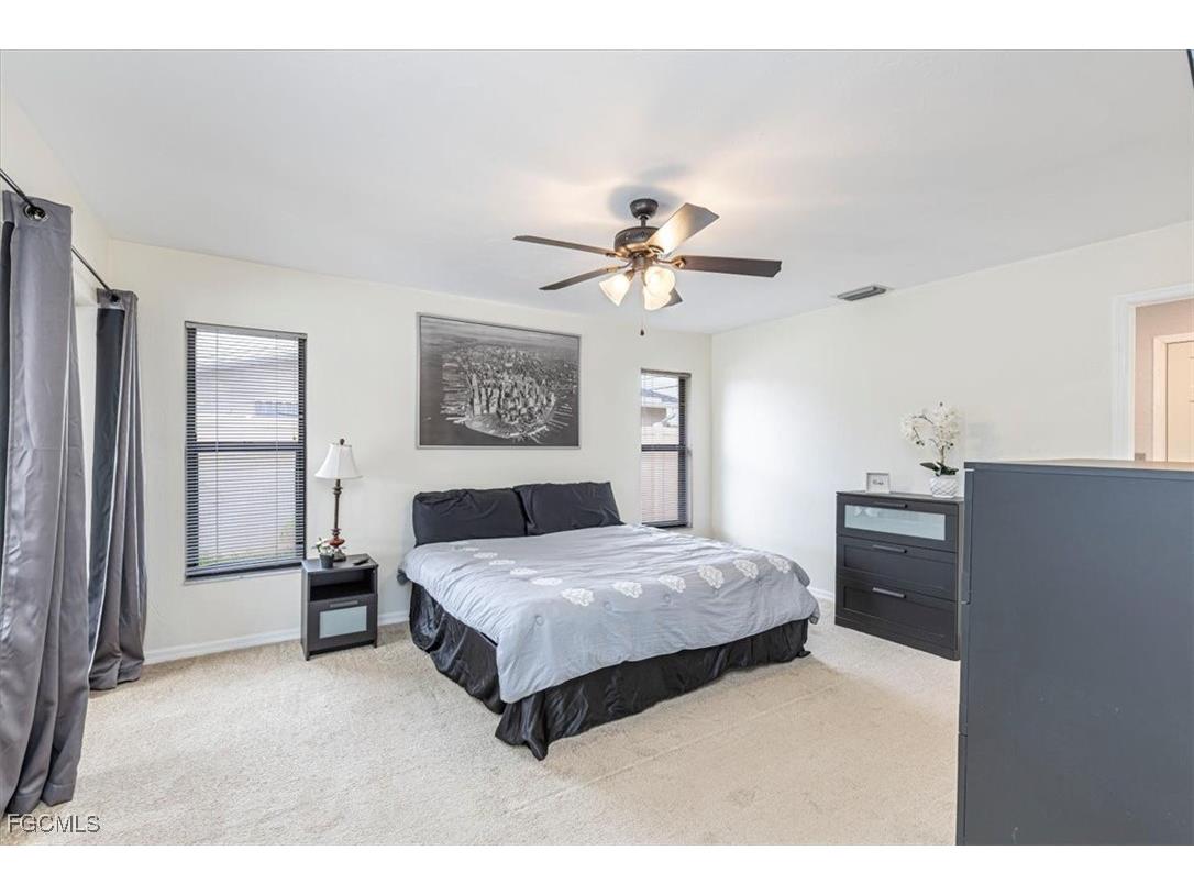 1432 SE 3rd Street Cape Coral FL 33990 2025025558 image13
