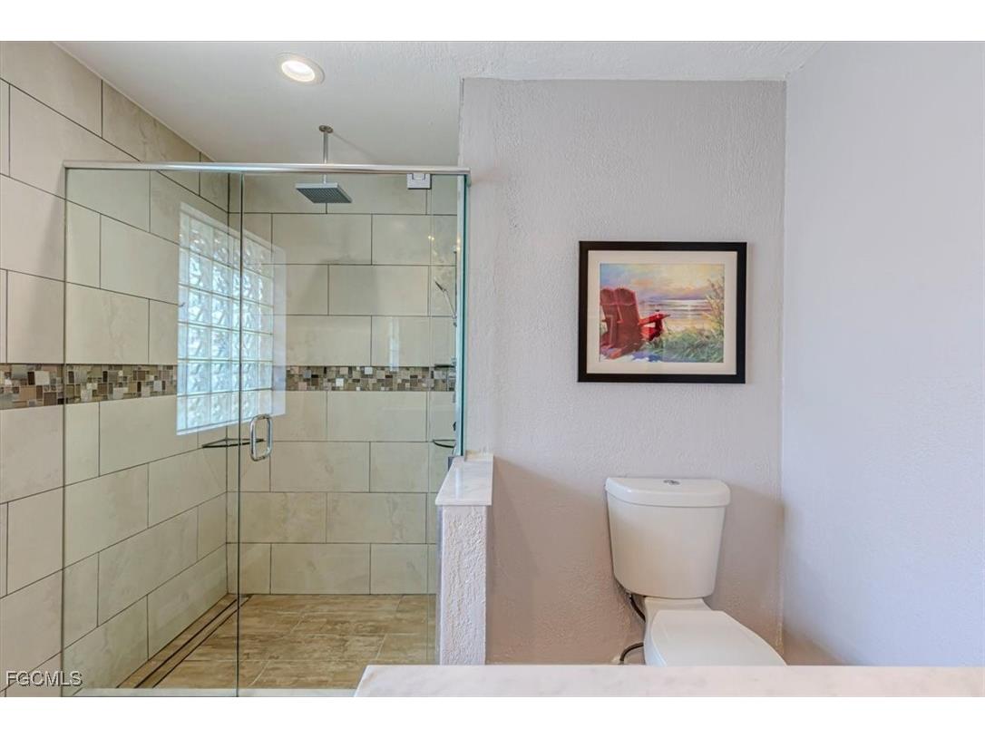 1432 SE 3rd Street Cape Coral FL 33990 2025025558 image17