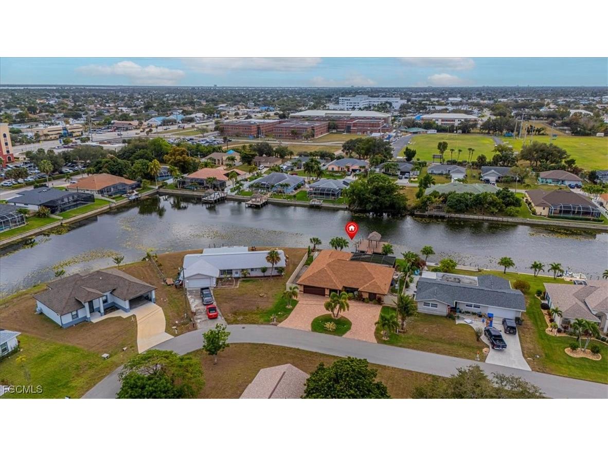 1432 SE 3rd Street Cape Coral FL 33990 2025025558 image32