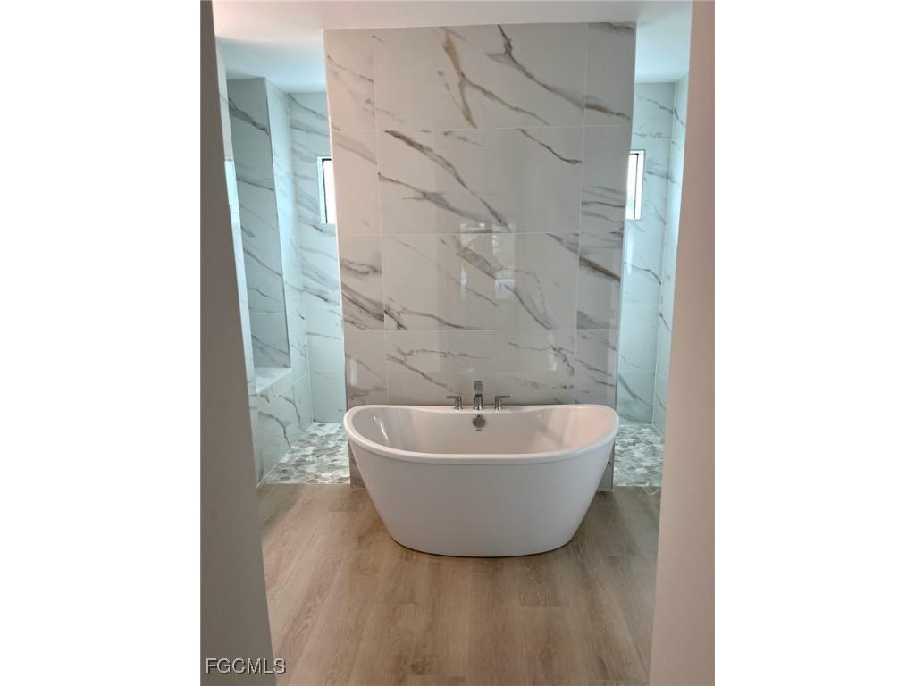 1432 SW 17th Avenue Cape Coral FL 33991 2025001124 image13