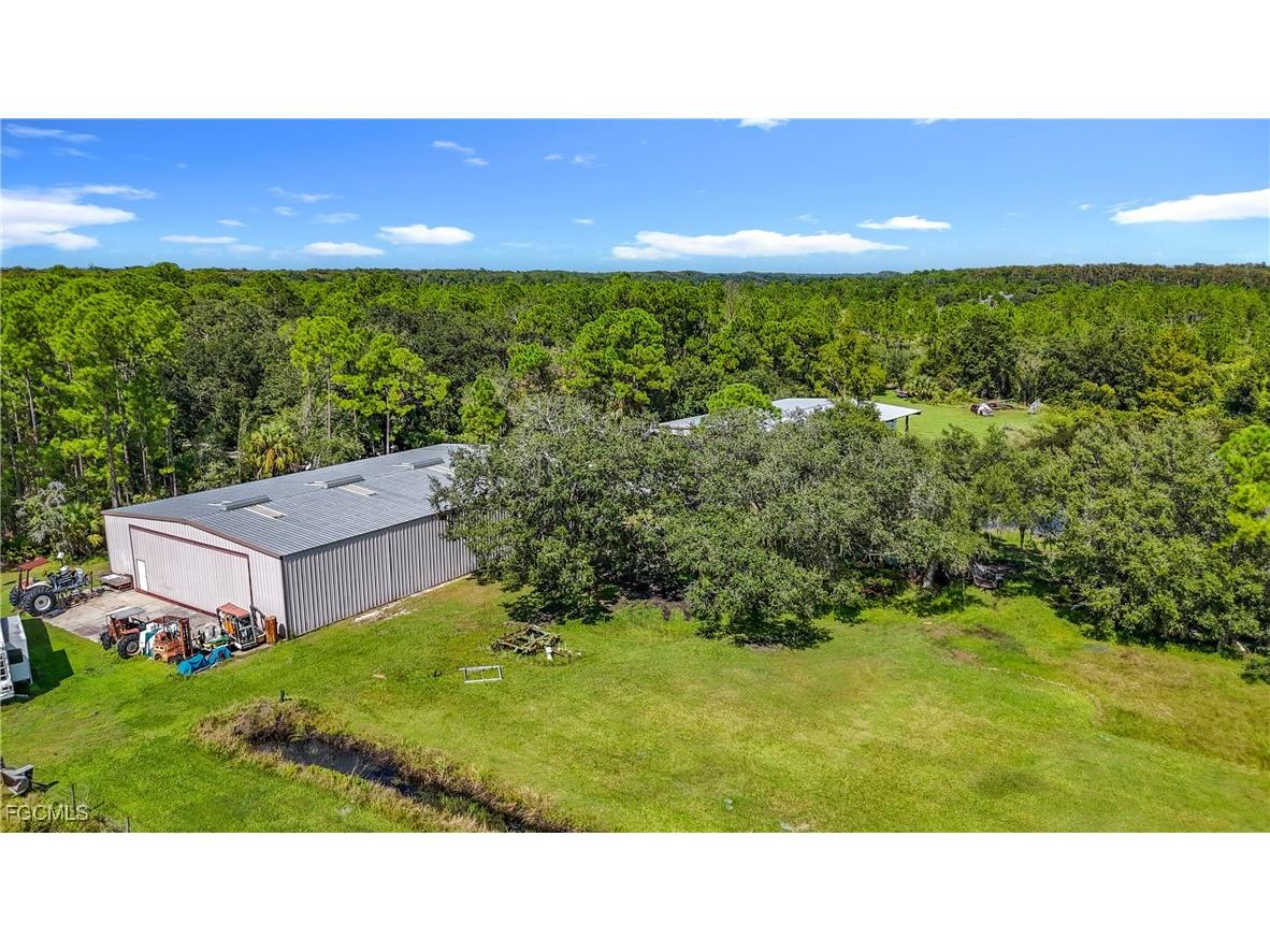 1432 Silver Lake Road Labelle FL 33935 2025019301 image37