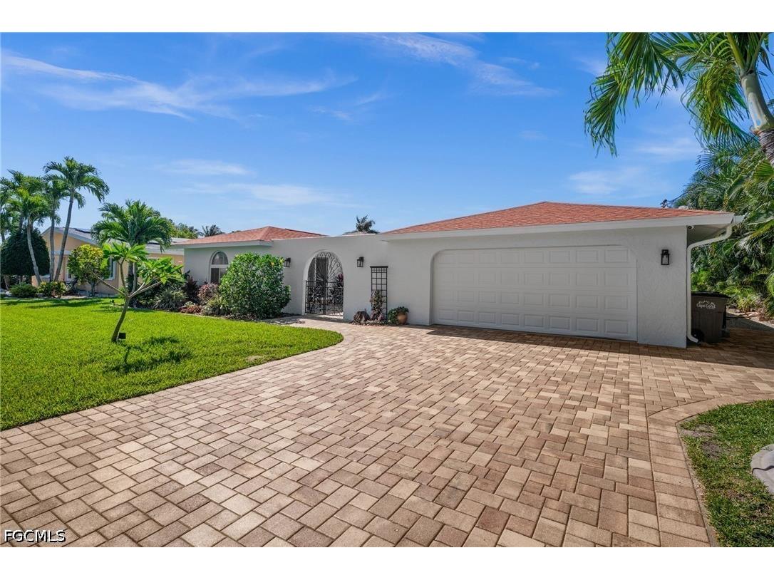 1432 Venetian Court Cape Coral FL 33904 2026022428 image2