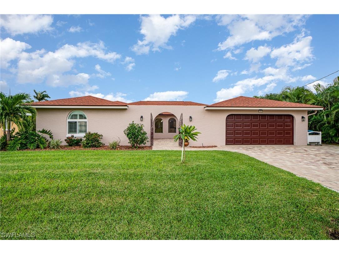 1432 Venetian Court Cape Coral FL 33904 223085388 image1