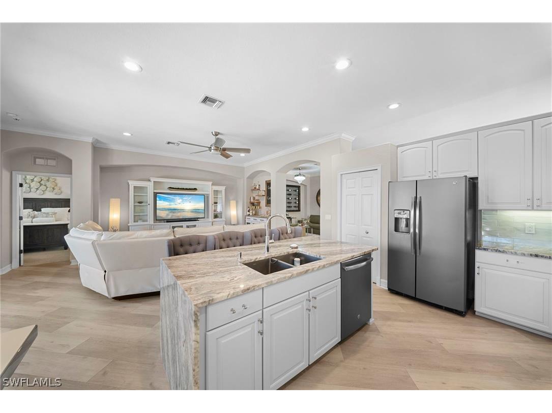 14321 Manchester Drive Naples FL 34114 226012427 image16